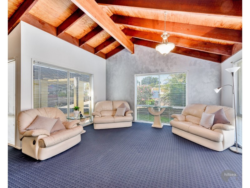 21 Adaminaby Drive, Helensvale QLD 4212