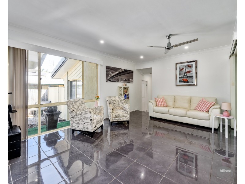 21 Adaminaby Drive, Helensvale QLD 4212