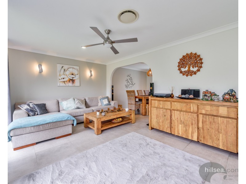 7 Heywood Place, Helensvale QLD 4212