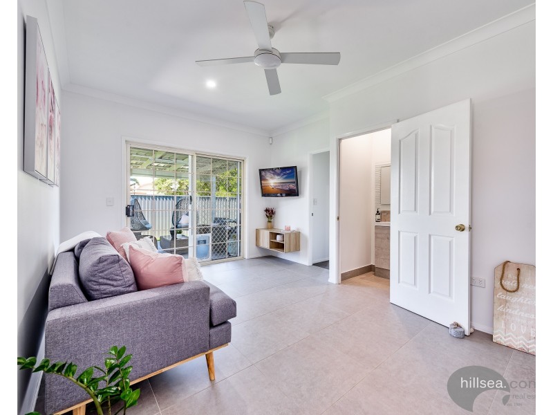 8 Wisemans Court, Helensvale QLD 4212