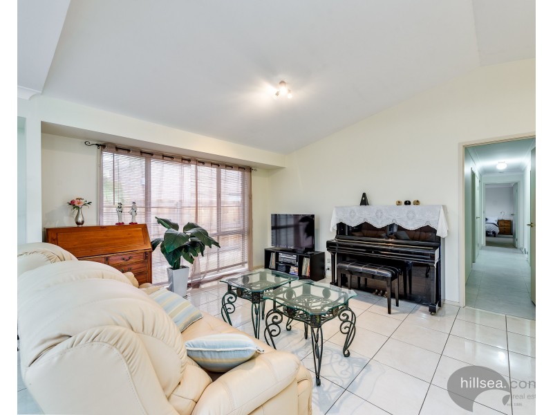 140 Mildura Drive, Helensvale QLD 4212