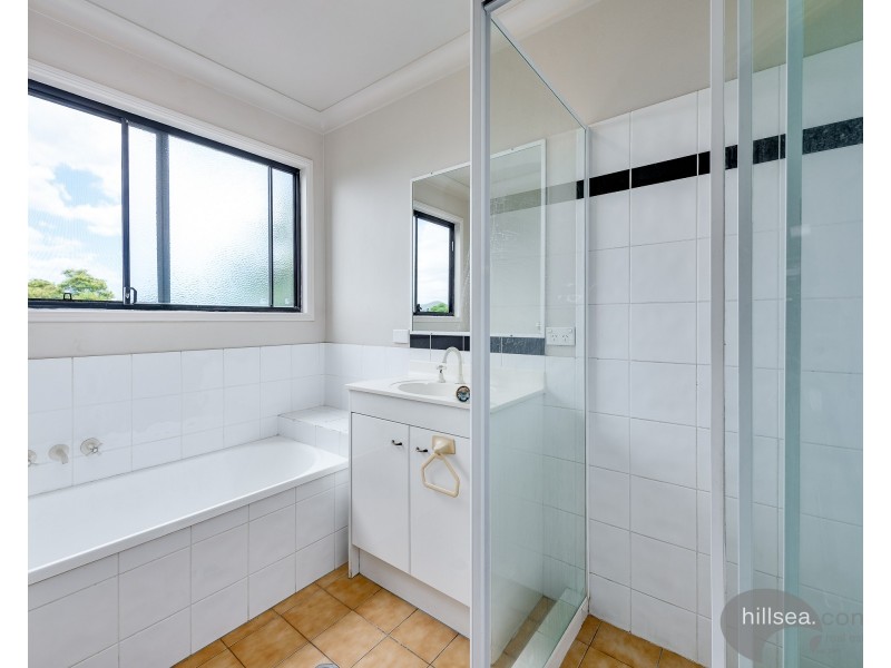 17 Serafina Drive, Helensvale QLD 4212