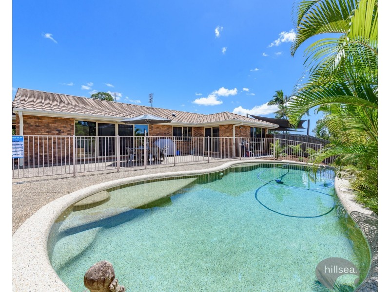 8 Otford Place, Helensvale QLD 4212