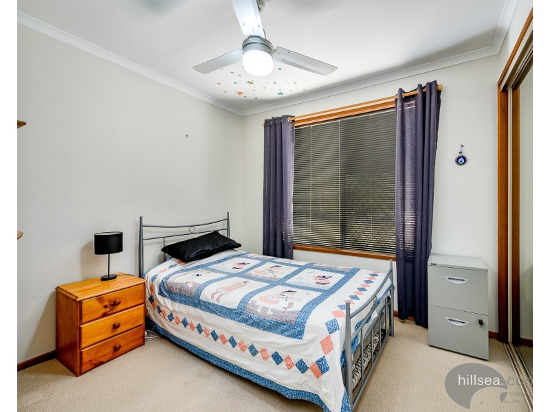 8 Otford Place, Helensvale QLD 4212
