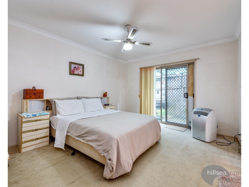 11 Adaminaby Drive, Helensvale QLD 4212