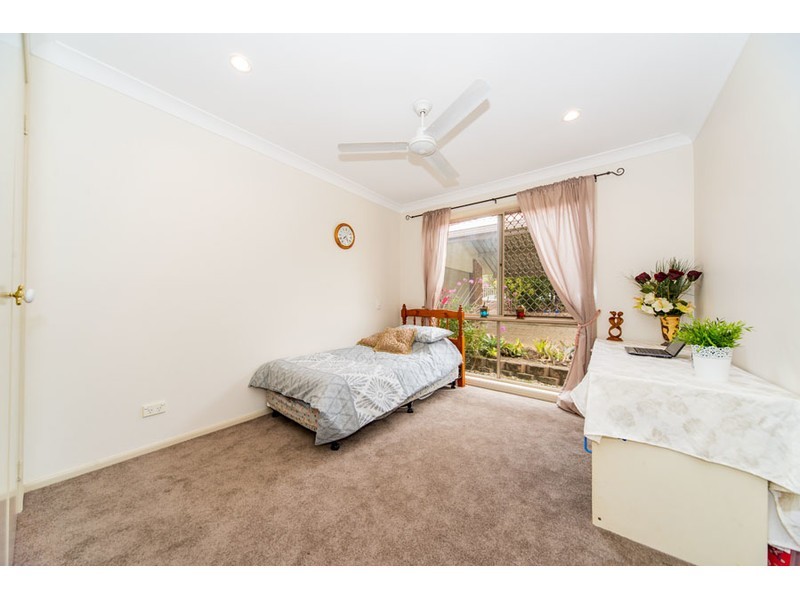 40 Latrobe Avenue, Helensvale QLD 4212