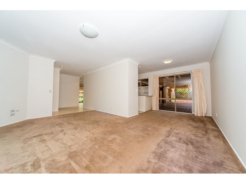 3 Adaminaby Drive, Helensvale QLD 4212