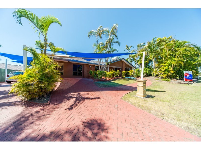 70 Parkes Drive, Helensvale QLD 4212