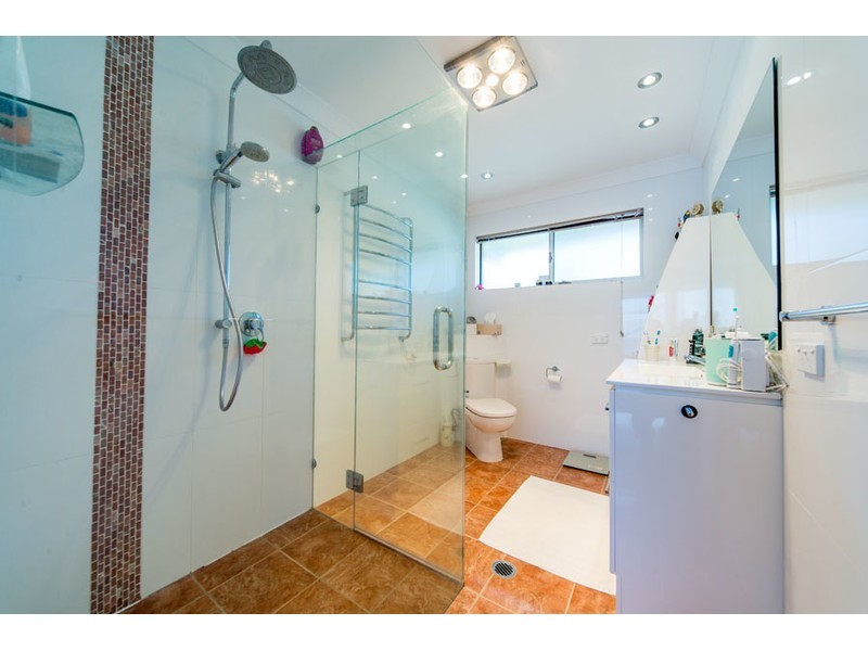 70 Parkes Drive, Helensvale QLD 4212