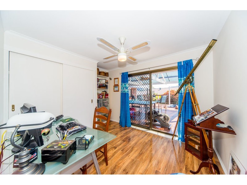 70 Parkes Drive, Helensvale QLD 4212