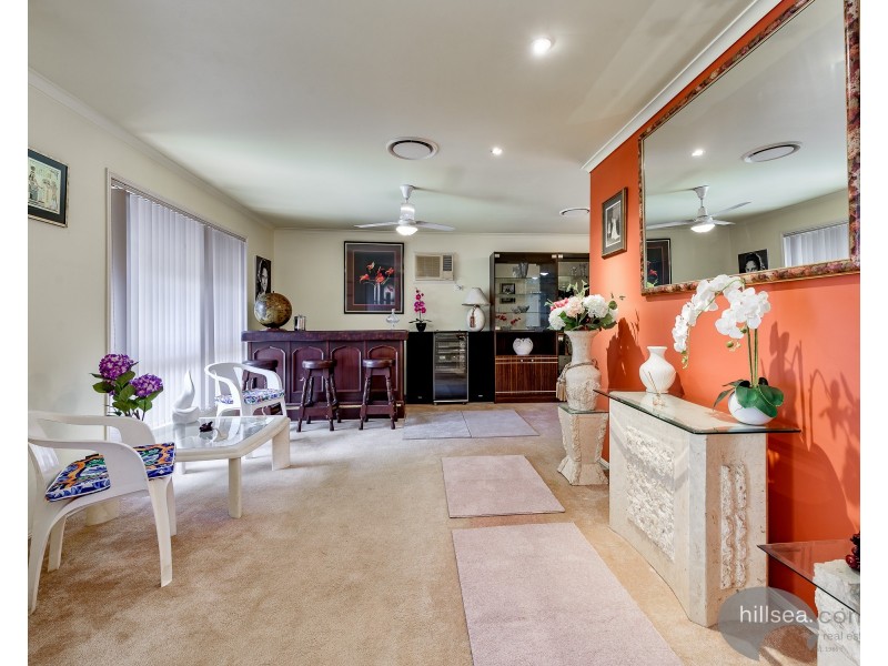 43 River Oak Drive, Helensvale QLD 4212