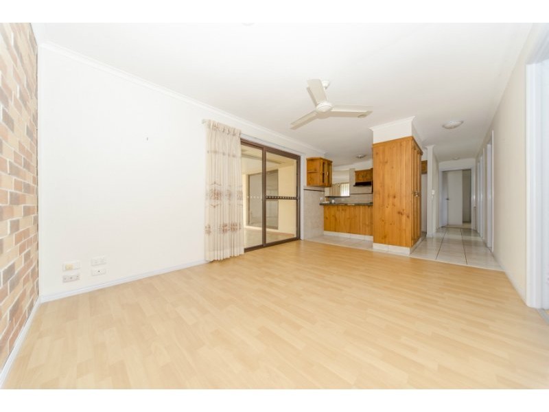 6 Tambo Court, Helensvale QLD 4212