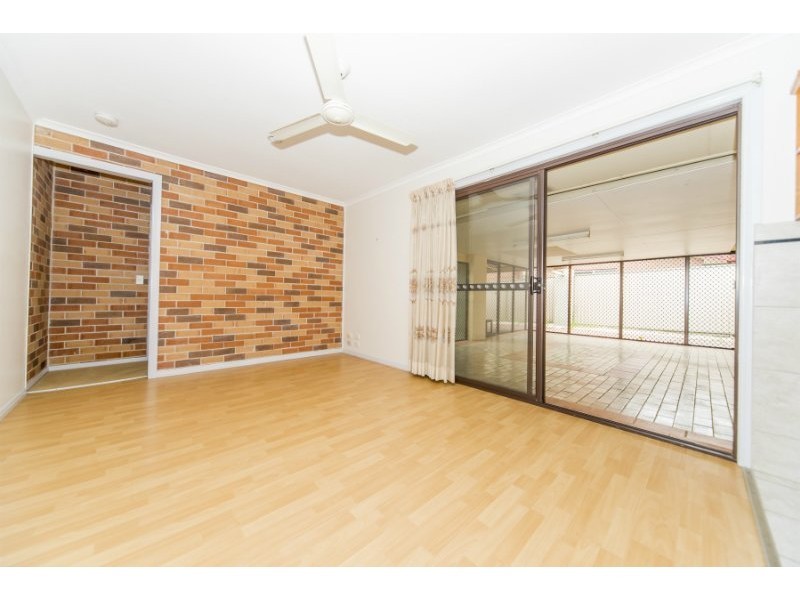 6 Tambo Court, Helensvale QLD 4212