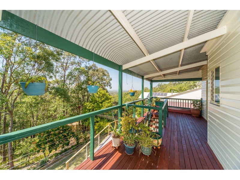 72 Tamworth Drive, Helensvale QLD 4212