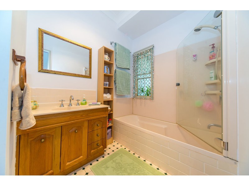 72 Tamworth Drive, Helensvale QLD 4212