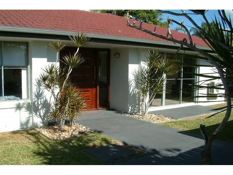 5 Lachlan Court, Helensvale QLD 4212