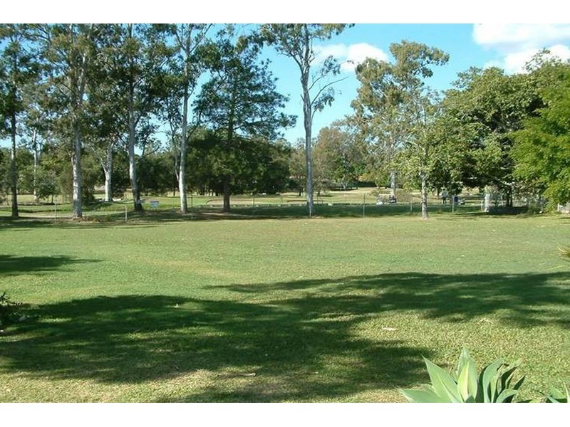 5 Lachlan Court, Helensvale QLD 4212