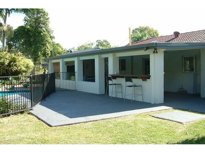 5 Lachlan Court, Helensvale QLD 4212