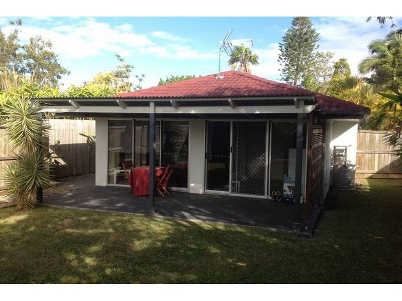 5 Lachlan Court, Helensvale QLD 4212