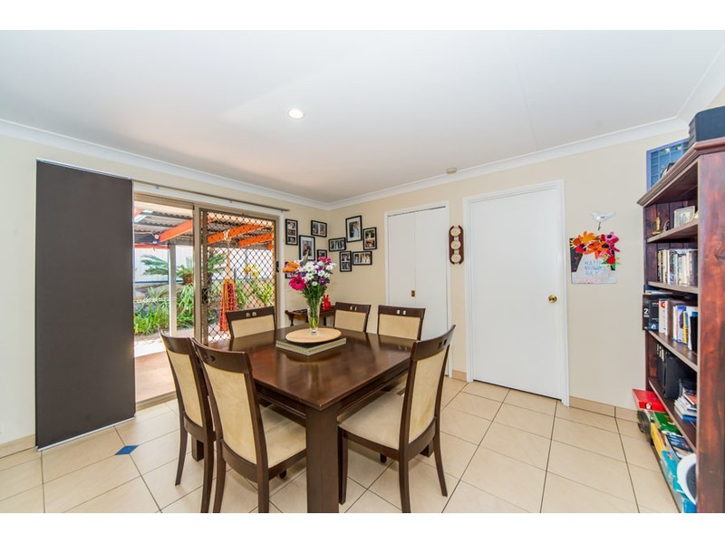 17 Open Drive, Arundel QLD 4214