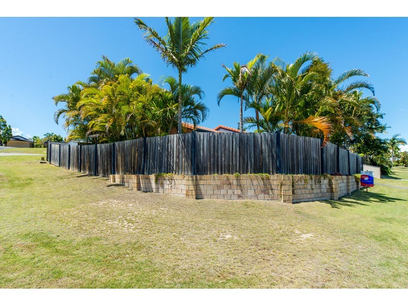 17 Open Drive, Arundel QLD 4214