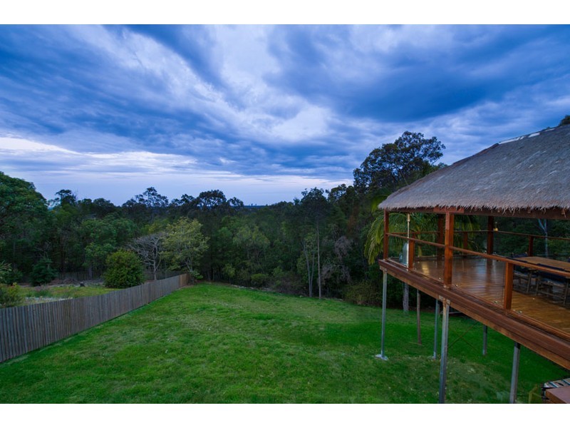 76 Tamworth Drive, Helensvale QLD 4212