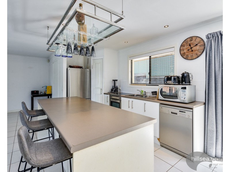 14 Nowra Crt, Helensvale QLD 4212