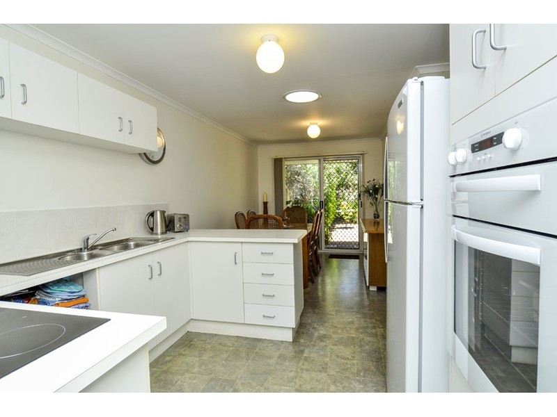 1/11 Academy Street, Oxenford QLD 4210