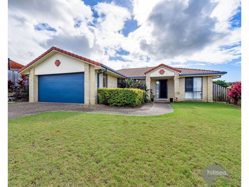 10 Palm Street, Pacific Pines QLD 4211