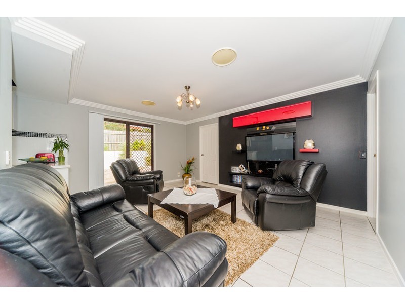 50 Latrobe Avenue, Helensvale QLD 4212