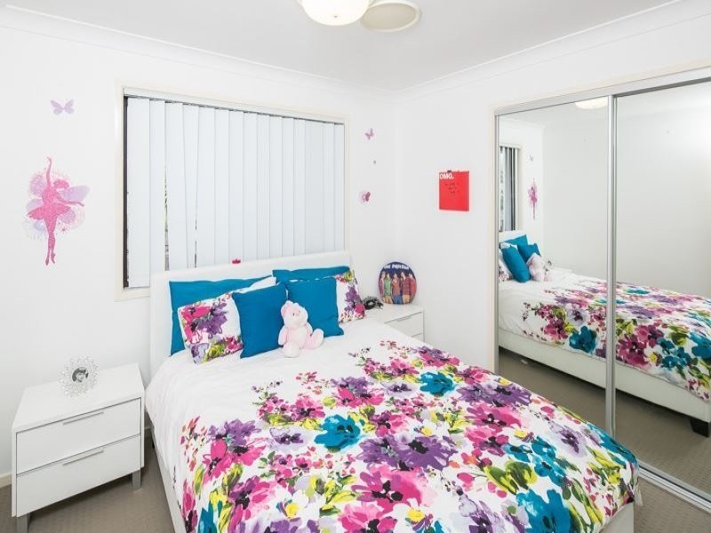 50 Latrobe Avenue, Helensvale QLD 4212