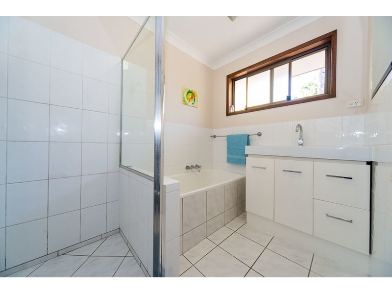 49 Stretton Drive, Helensvale QLD 4212