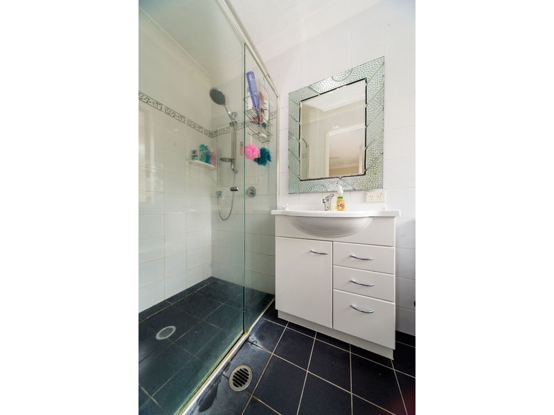 17 Tocumwal Court, Helensvale QLD 4212