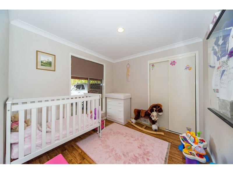 17 Tocumwal Court, Helensvale QLD 4212
