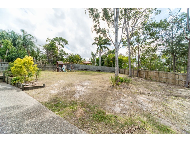 17 Tocumwal Court, Helensvale QLD 4212