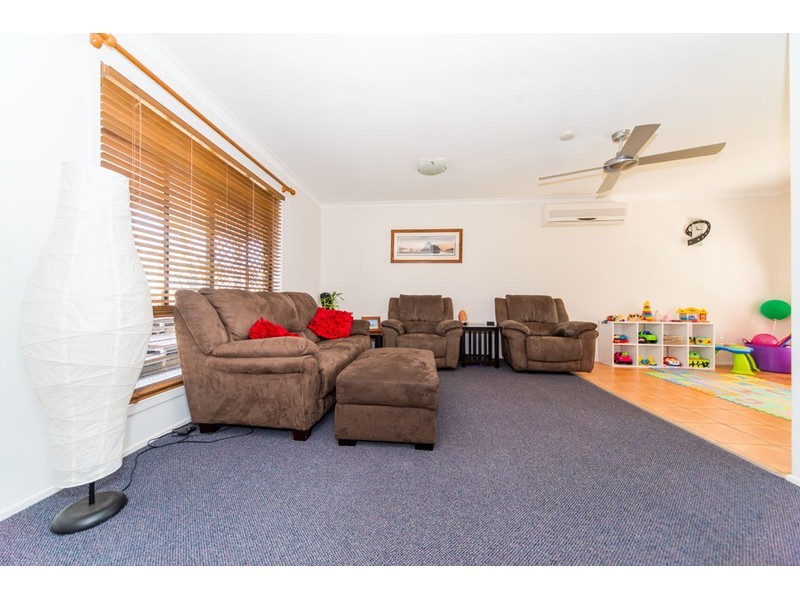 44 Ridgevale Drive, Helensvale QLD 4212