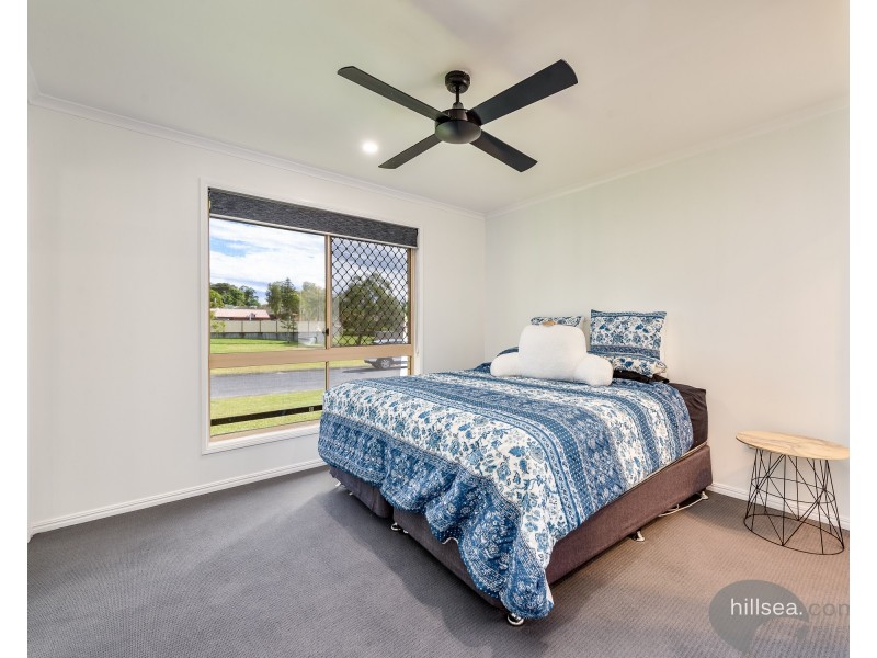 1 Bexley Place, Helensvale QLD 4212