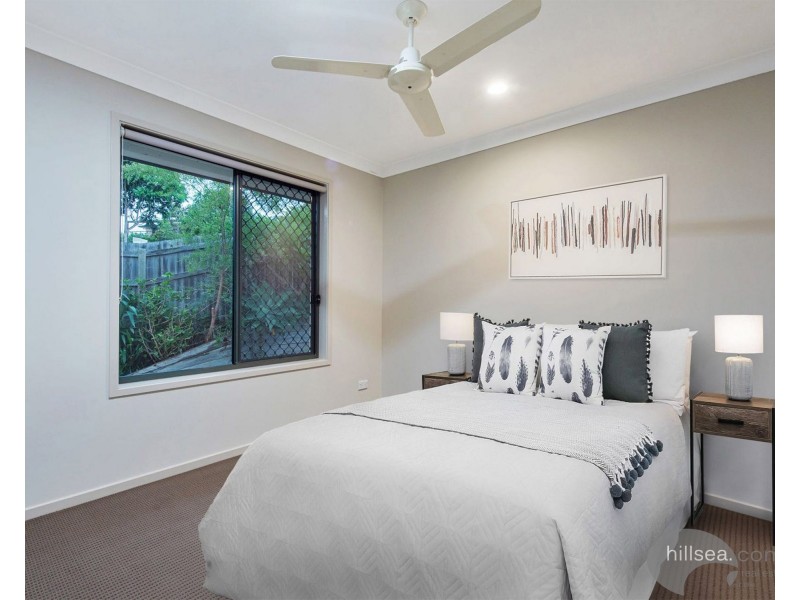 4 Murphys Lane, Oxenford QLD 4210