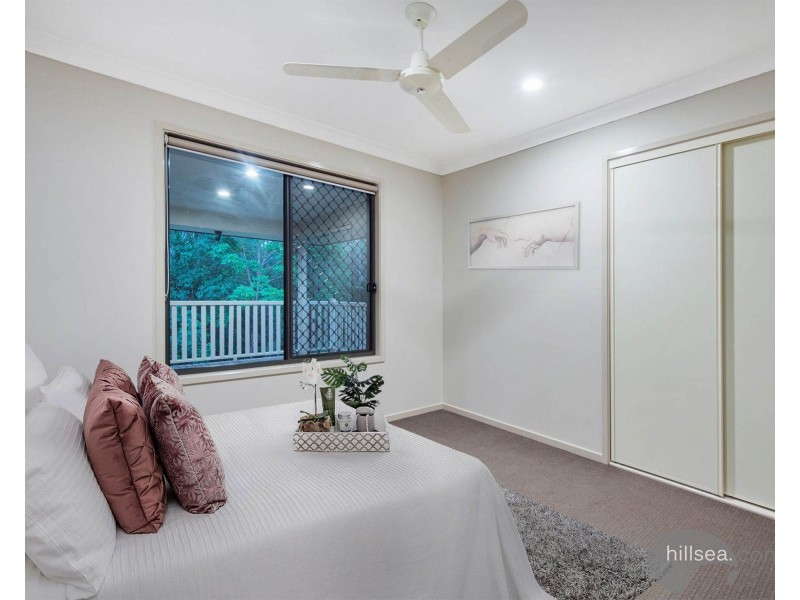 4 Murphys Lane, Oxenford QLD 4210