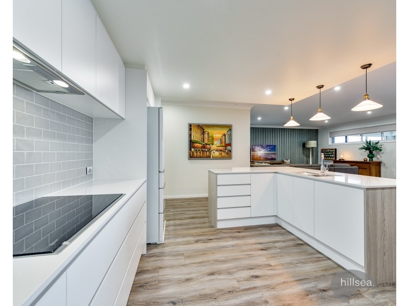 27 Grevillea Crescent, Maudsland QLD 4210