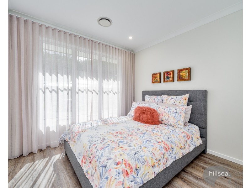 27 Grevillea Crescent, Maudsland QLD 4210