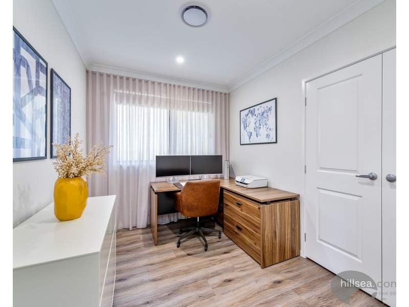 27 Grevillea Crescent, Maudsland QLD 4210