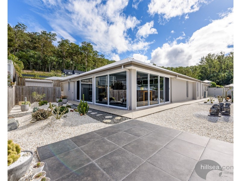 27 Grevillea Crescent, Maudsland QLD 4210