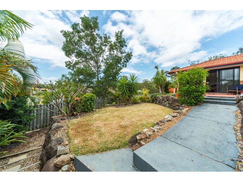 6 Cope Place, Pacific Pines QLD 4211