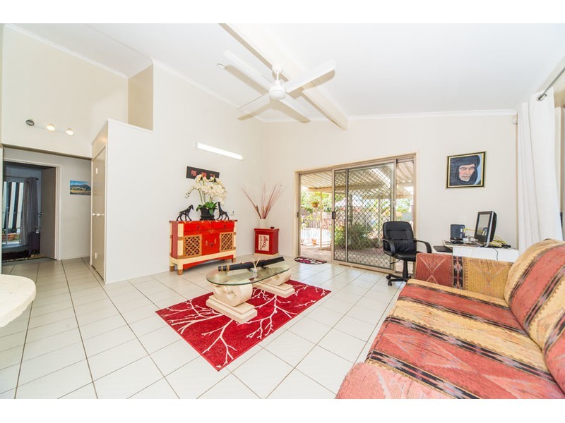 15 Tanunda Drive, Helensvale QLD 4212