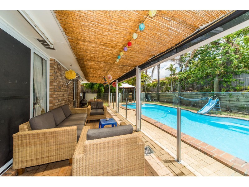 5 Maleny Place, Helensvale QLD 4212