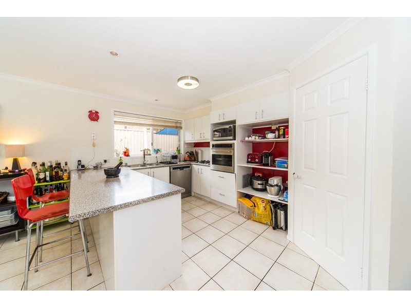 5 Maleny Place, Helensvale QLD 4212