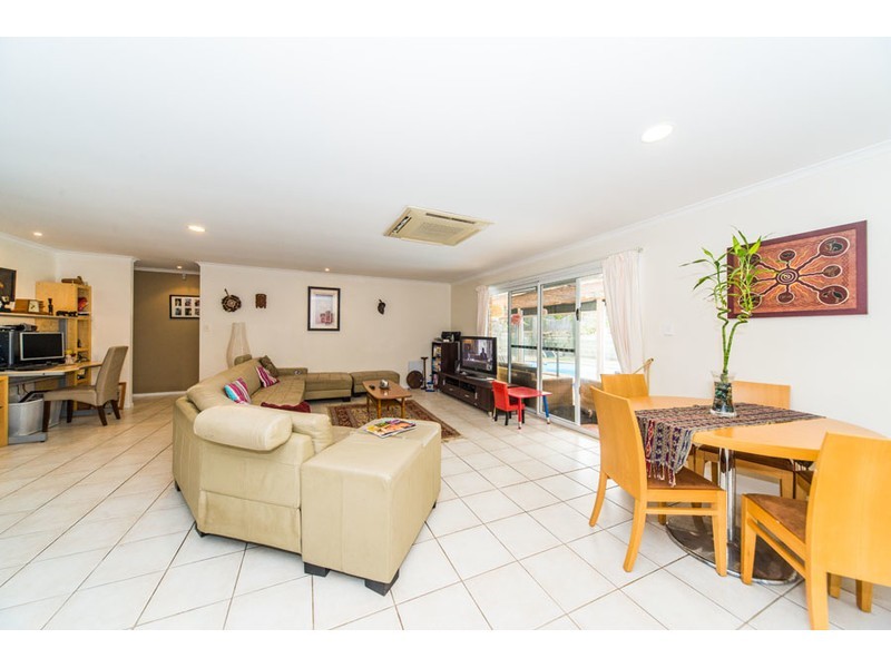 5 Maleny Place, Helensvale QLD 4212