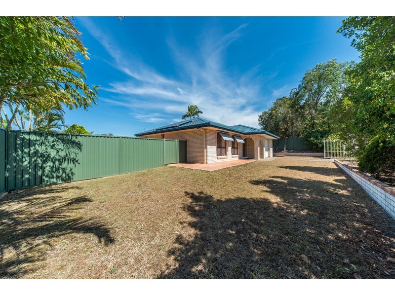 72 Parkes Drive, Helensvale QLD 4212