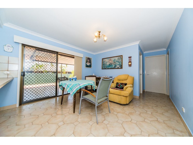 72 Parkes Drive, Helensvale QLD 4212
